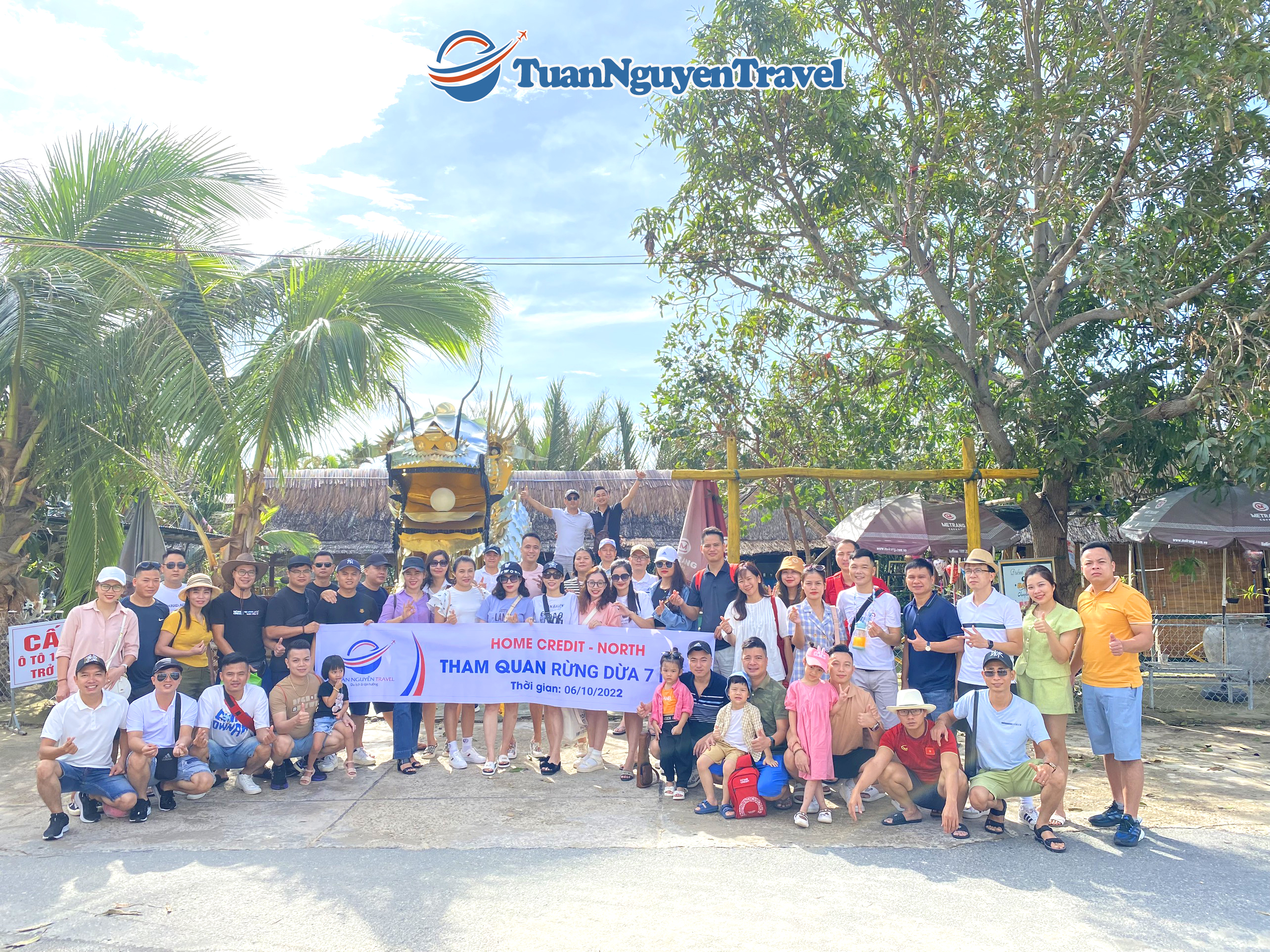 Chuyến đi tham quan của đoàn đầy vui vẻ và ý nghĩa của công ty cùng Tuấn Nguyễn Travel