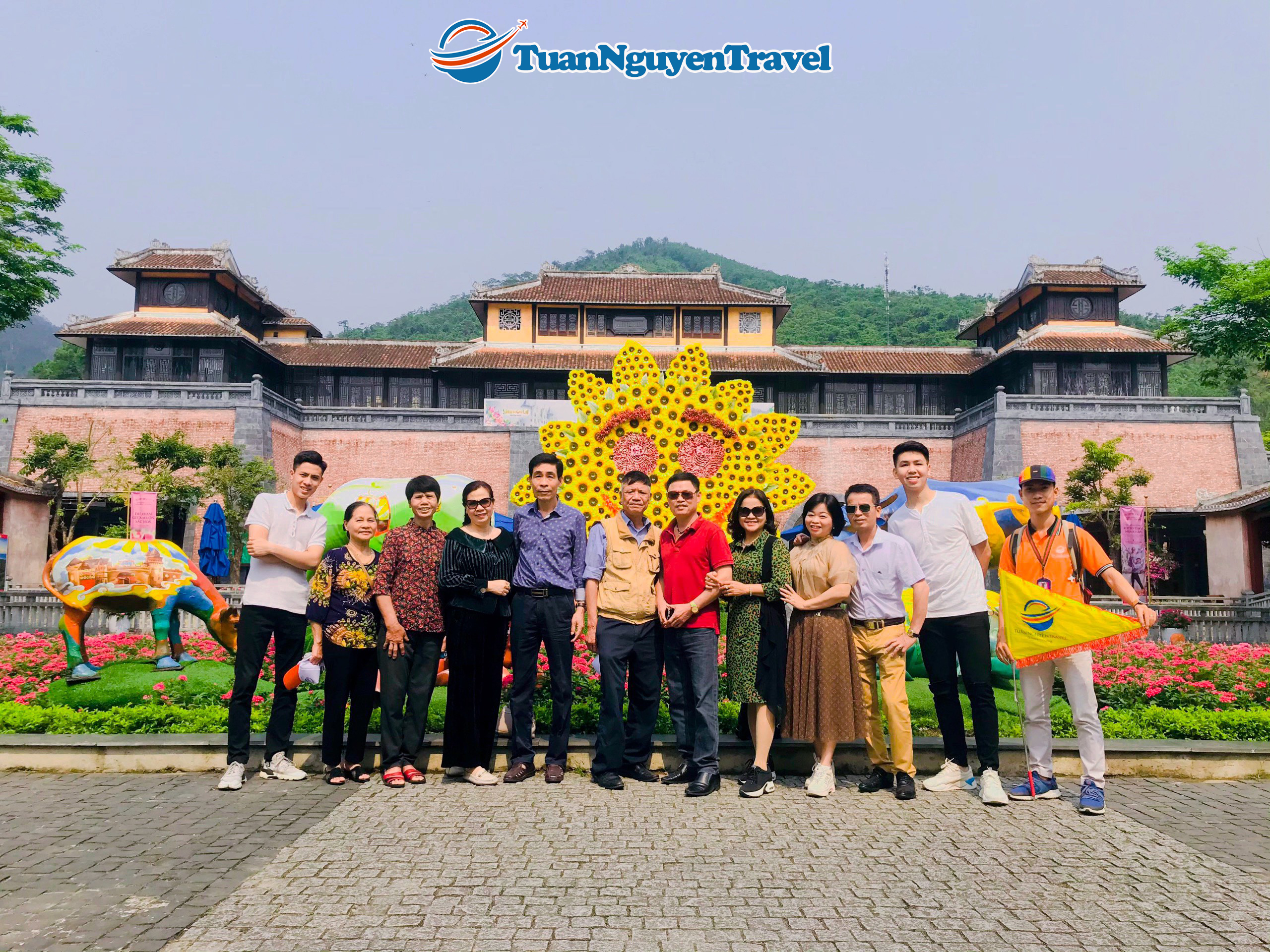 Công ty bố trí tour chu đáo, dịch vụ tốt. 