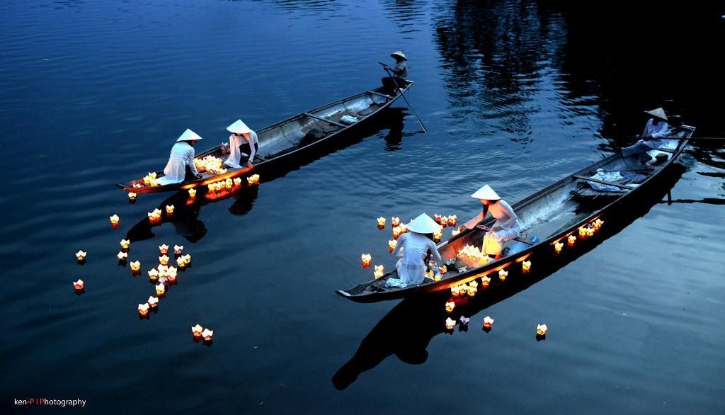 thả đèn hoa đăng