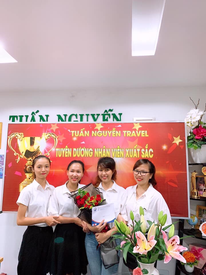 tuyên dương nhân viên xuất sắc