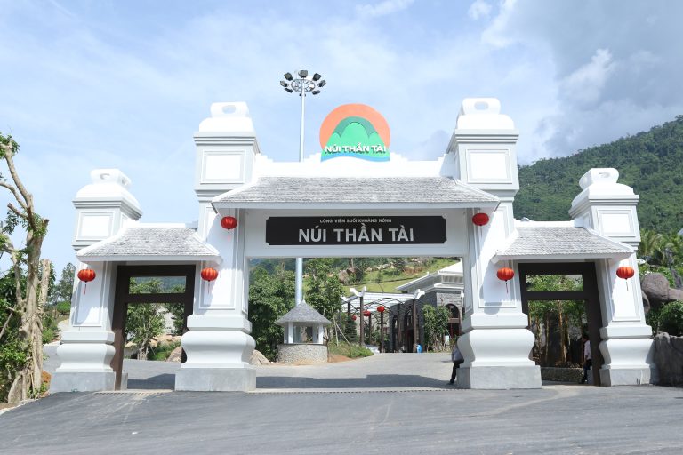 núi thần tài