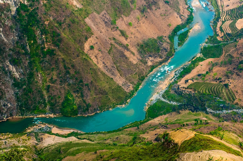 Cận cảnh vẻ đẹp rợn ngợp của dòng sông Nho Quê
