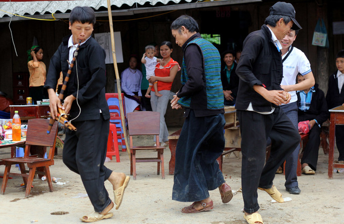 Chợ tình Khâu Vai diễn ra khi nào, đến cảm nhận tiếng kèn da diết của chàng trai