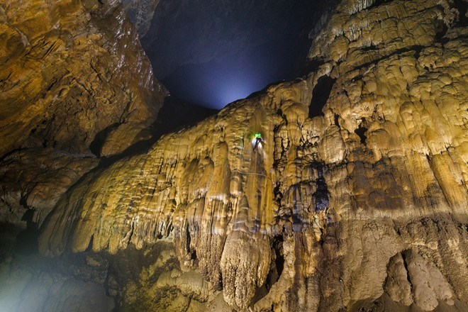 Du lịch hang Sơn Đoòng Quảng Bình