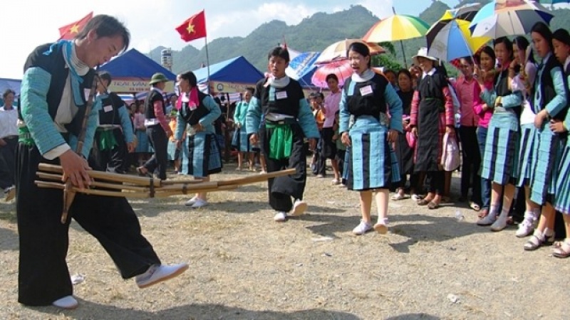 Lễ hội của đồng bào dân tộc ở Mộc Châu