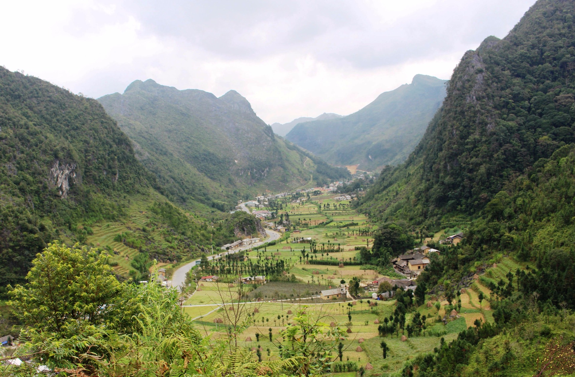 Hà Giang tháng 10 có gì đẹp - Tham quan thung lũng Sủng Là