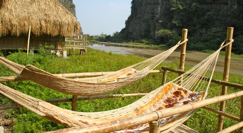 Tham quan và nghỉ ngơi ở khu lịch vườn chim Thung Nham Ninh Bình