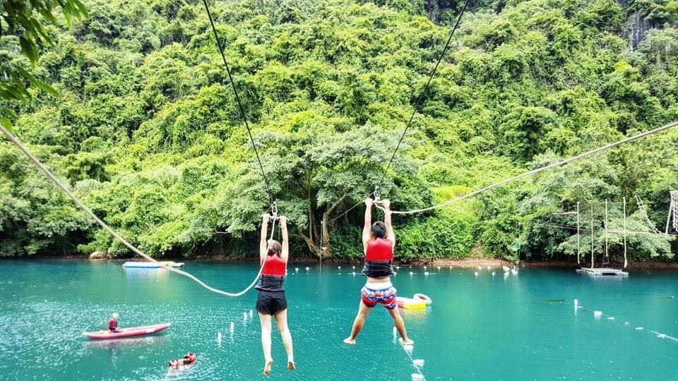 Sông Chảy hang Tối Quảng Bình