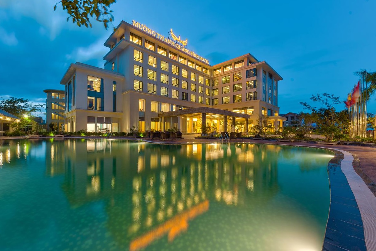 Kinh nghiệm đi du lịch Quảng Bình ở khách sạn gần biển