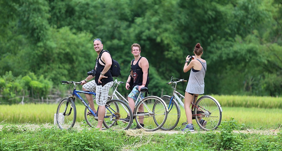 Khám phá Mai Châu bằng xe đạp với giá thuê cực rẻ