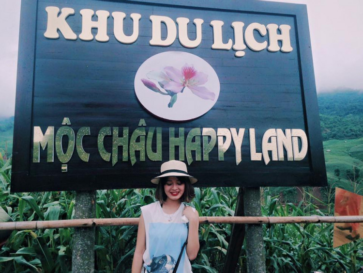 Check-in cực độc ngay tại cổng khu du lịch Mộc Châu happy land