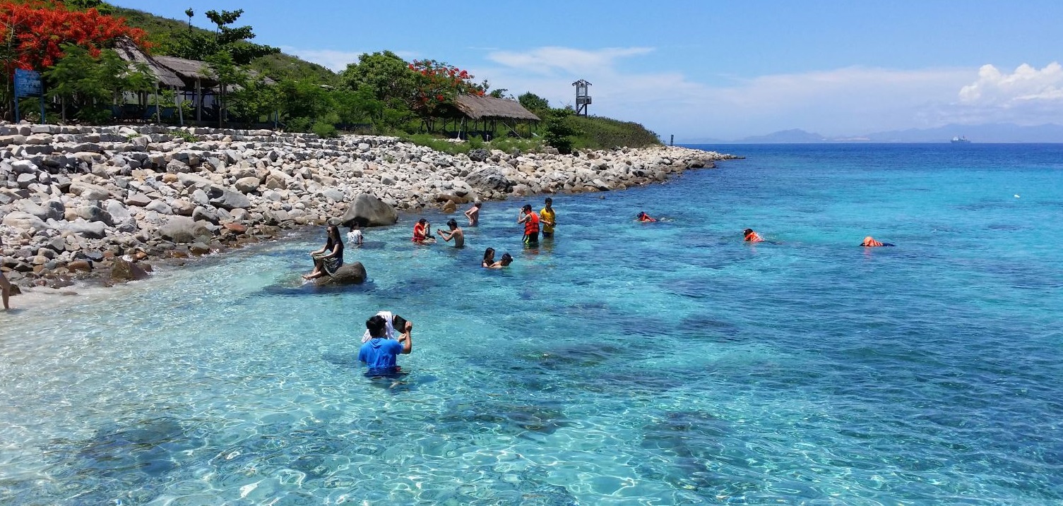 du lịch đảo hòn mun nha trang