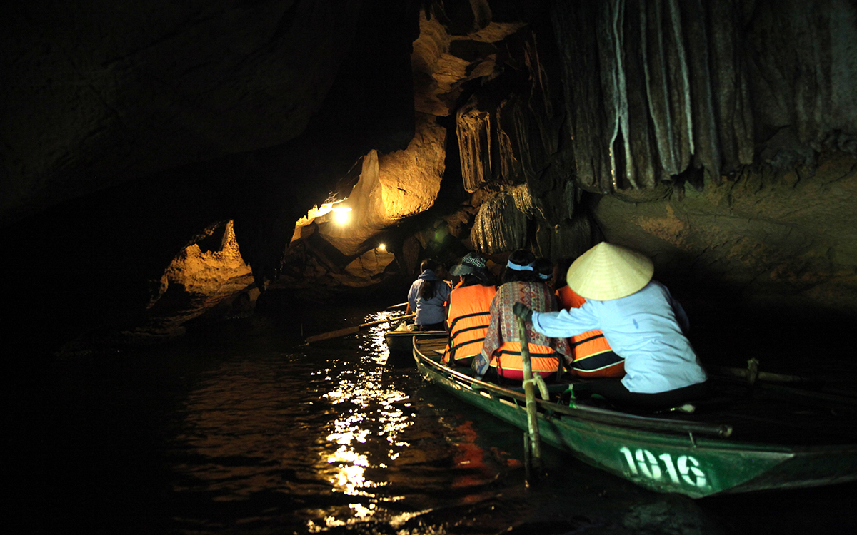 khu du lịch Tràng An ở Ninh Bình 