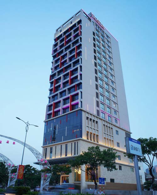 khách sạn đà nẵng gần trung tâm thành phố
