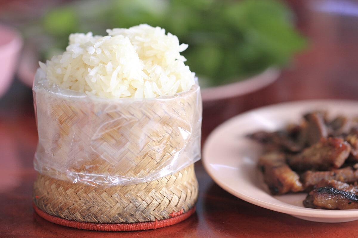 Các món ăn đặc sản của Lào